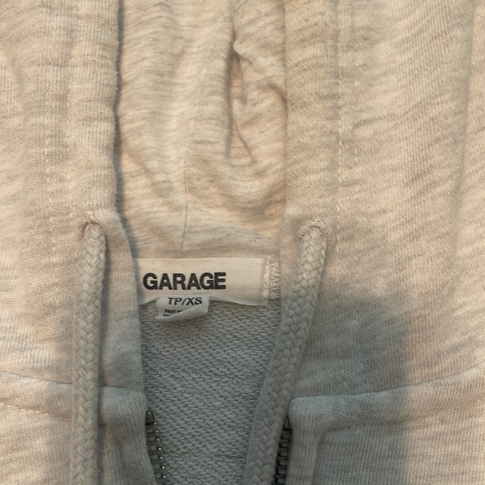 Cropped jacket - Picture 2 of 2